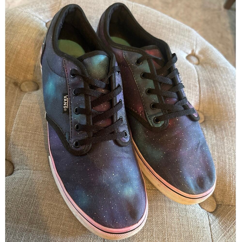 Vans Off the Wall Sneaker in Galaxy print, women’s size 9